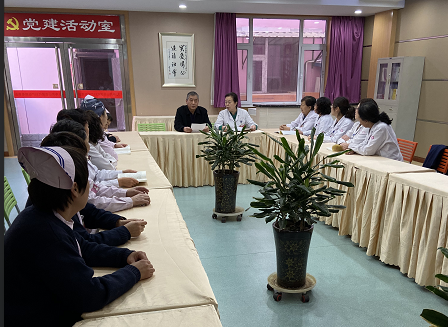 白玉忠書記主持并傳達(dá)《中國共產(chǎn)黨第十九屆中央委員會第四次全體會議公報》相關(guān)內(nèi)容